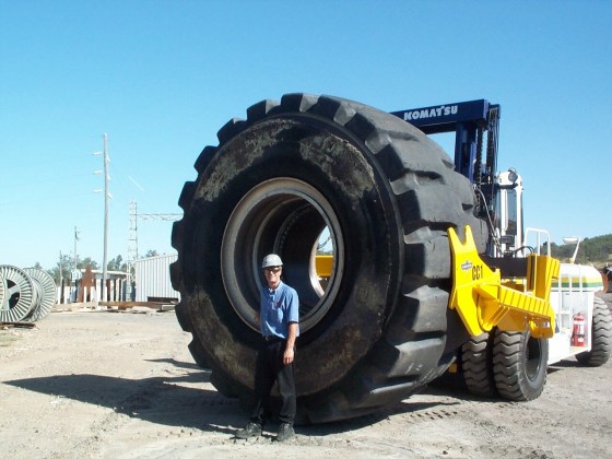 Komatsu Tyre Handler - 10 to 25 Tonne Capacity IC Engine Forklift DCP_1225,Callide tyre handler3
